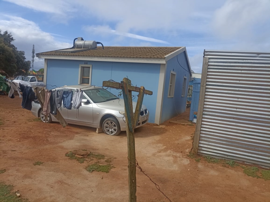 2 Bedroom Property for Sale in Kwanonqaba Western Cape